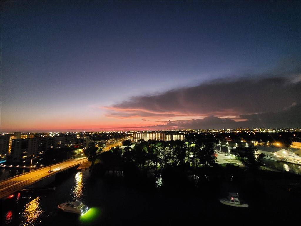 1401 N RiversidePompano Beach - Condo condo unit 807 - picture