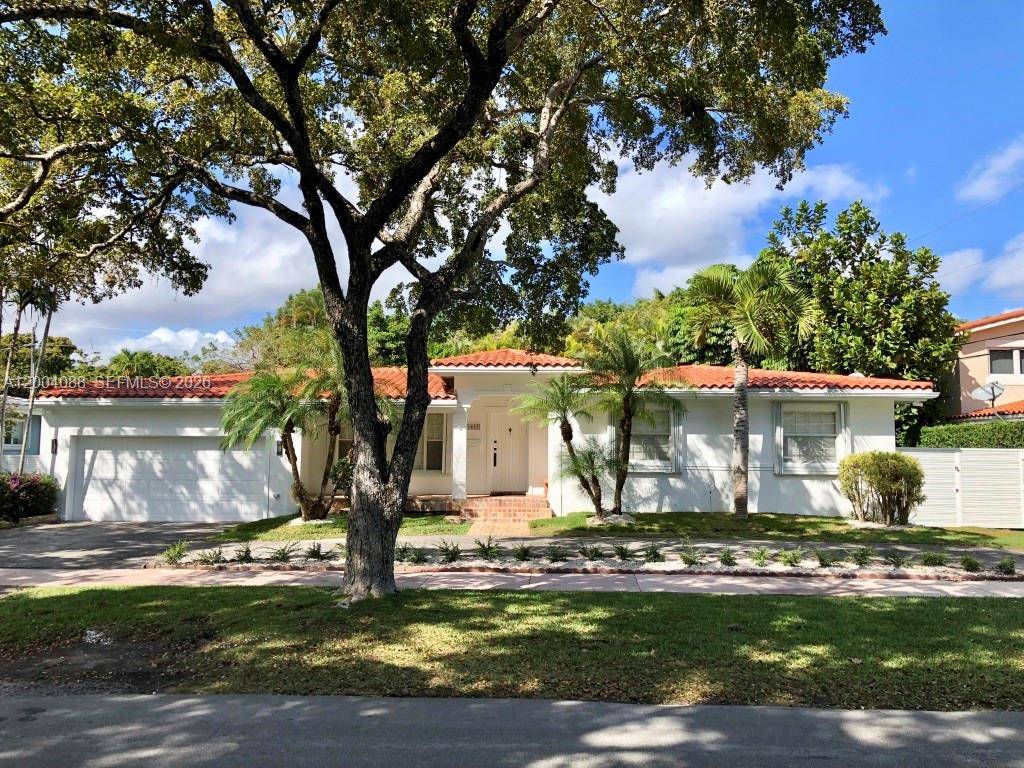 1425 Trillo AveCoral Gables - Single Family-Annual,House condo unit - - picture