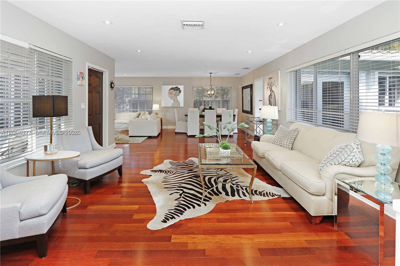 1147 Buchanan StHollywood - picture