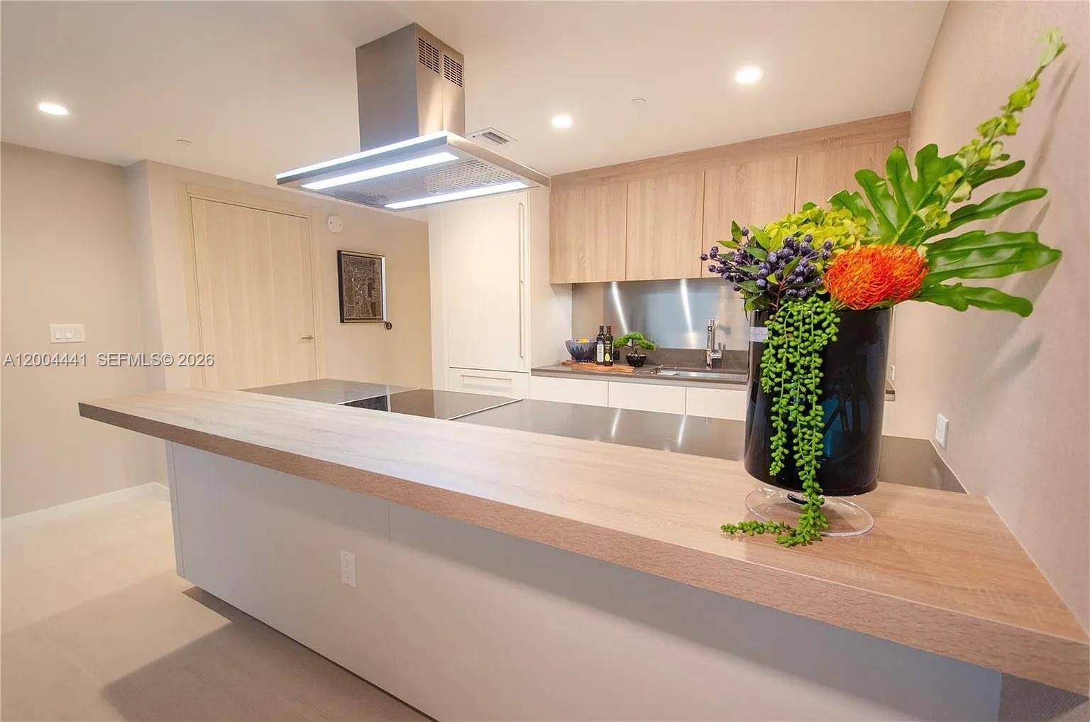 1000 Brickell PlzMiami - Condo/Co-Op/Seasonal,Condo condo unit 4207 - picture