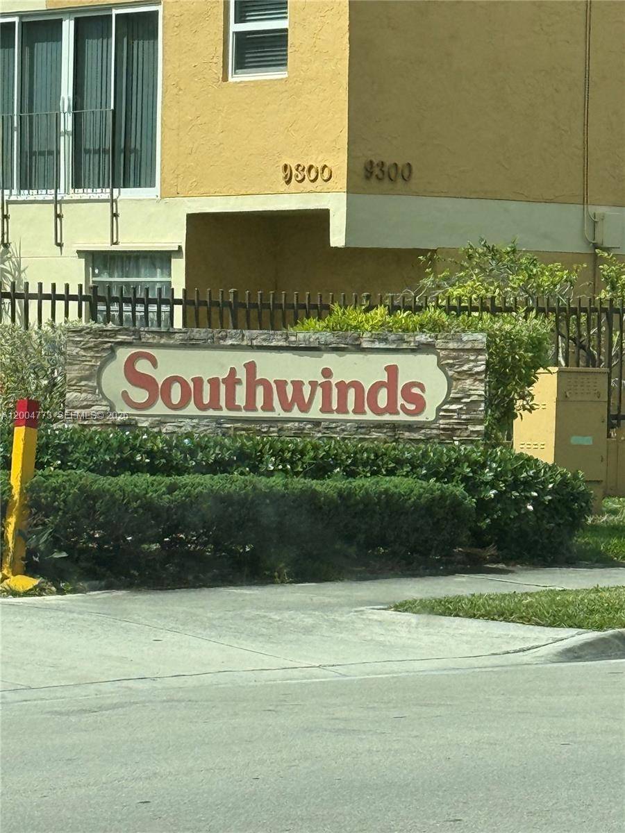 9320 W Flagler StMiami - Condo 1-4 Stories,Condo condo unit 201D - picture