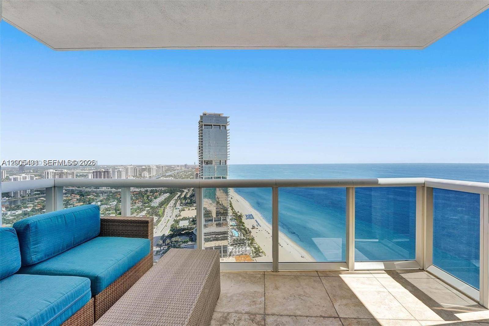18201 Collins AveSunny Isles Beach - Condo/Co-Op/Annual,Condo condo unit 5202 - picture