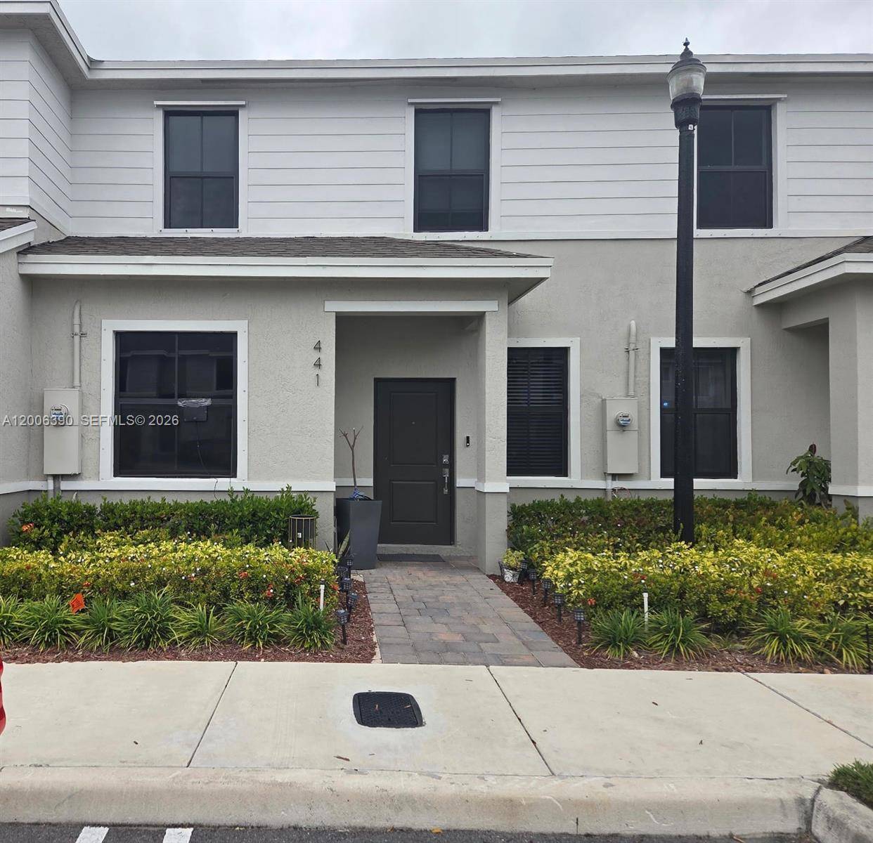 441 NE 13th StFlorida City - picture