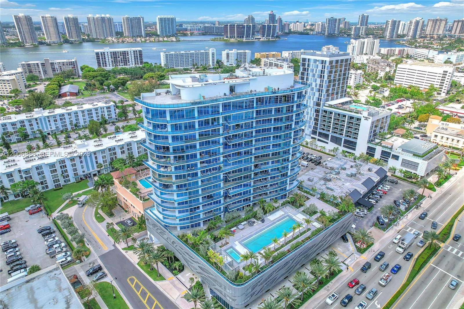 17550 Collins AveSunny Isles Beach - Condo/Co-Op/Seasonal,Condo condo unit 1002 - picture