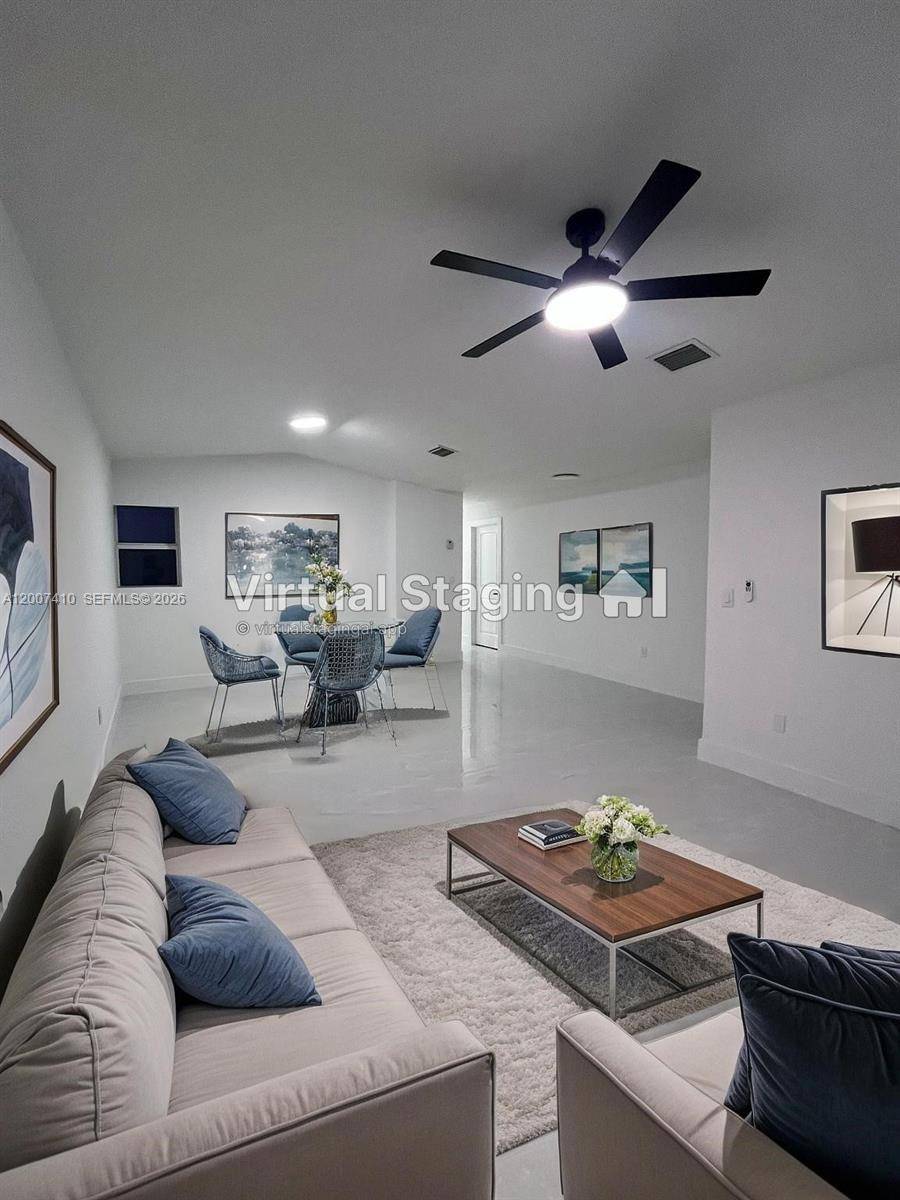 10058 SW 156th CtMiami - picture