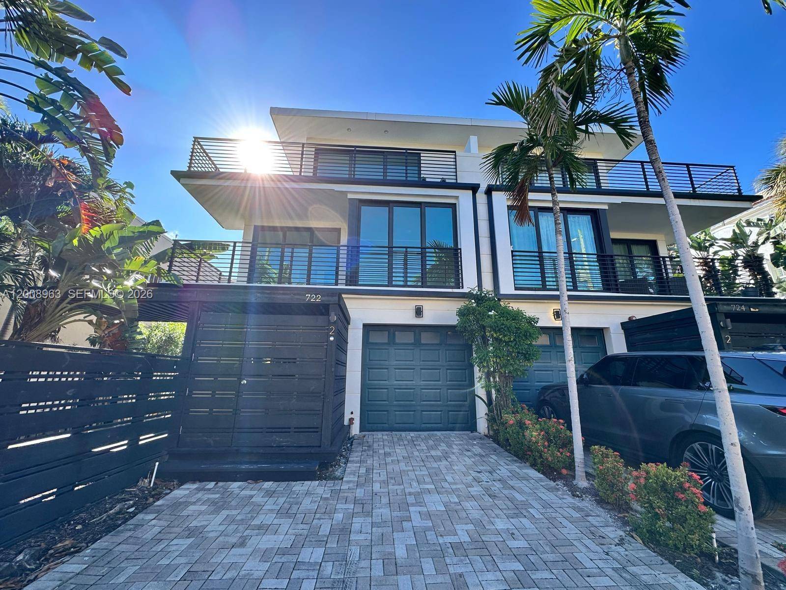 722 NE 15th AveFort Lauderdale - Single Family-Annual,Townhouse condo unit 2 - picture