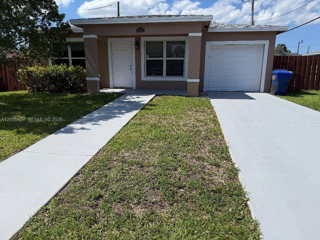 2713 NW 6th StPompano Beach - picture