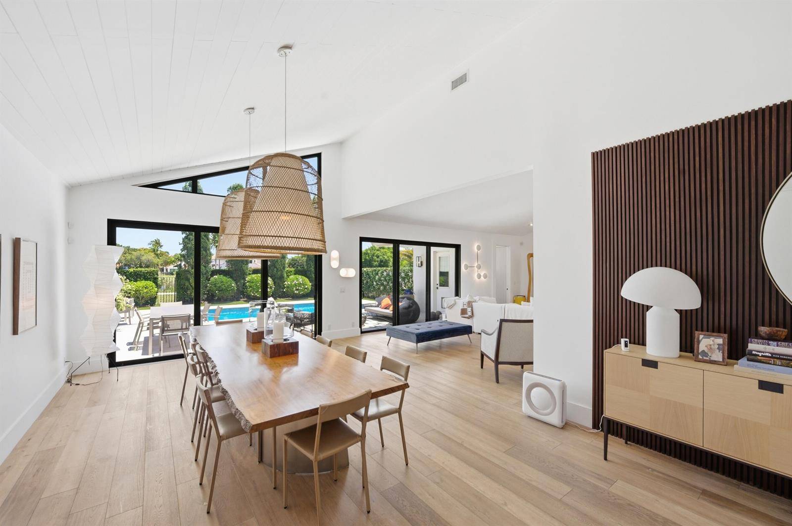 2552 SheltinghamWellington - picture