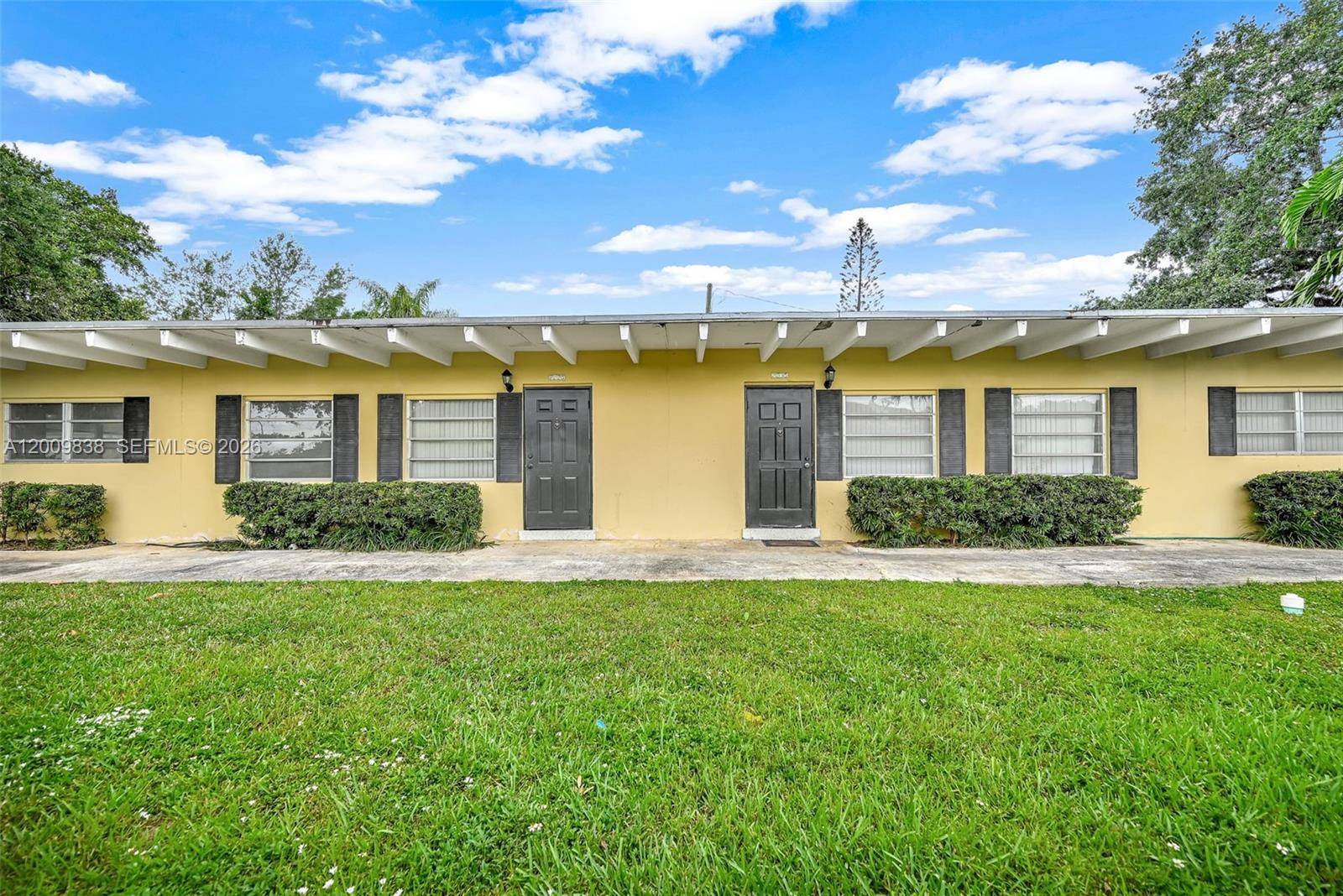 2225 SW 62nd CtMiami - Duplex/Tri/Quad-Annual,Multi Family condo unit 2225 - picture