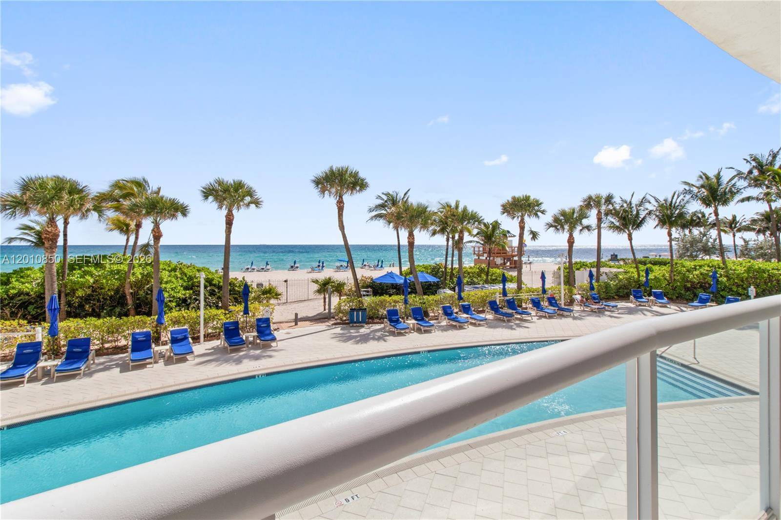 18671 Collins AveSunny Isles Beach - Condo/Co-Op/Seasonal,Condo condo unit 202 - picture