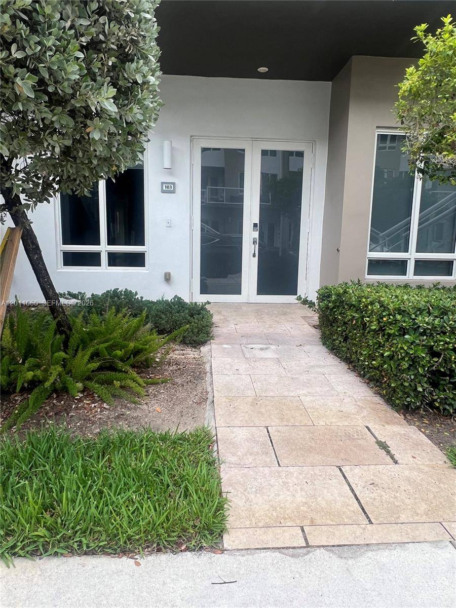 10245 NW 63rd TerDoral - Condo/Co-Op/Annual,Condo condo unit 103 - picture