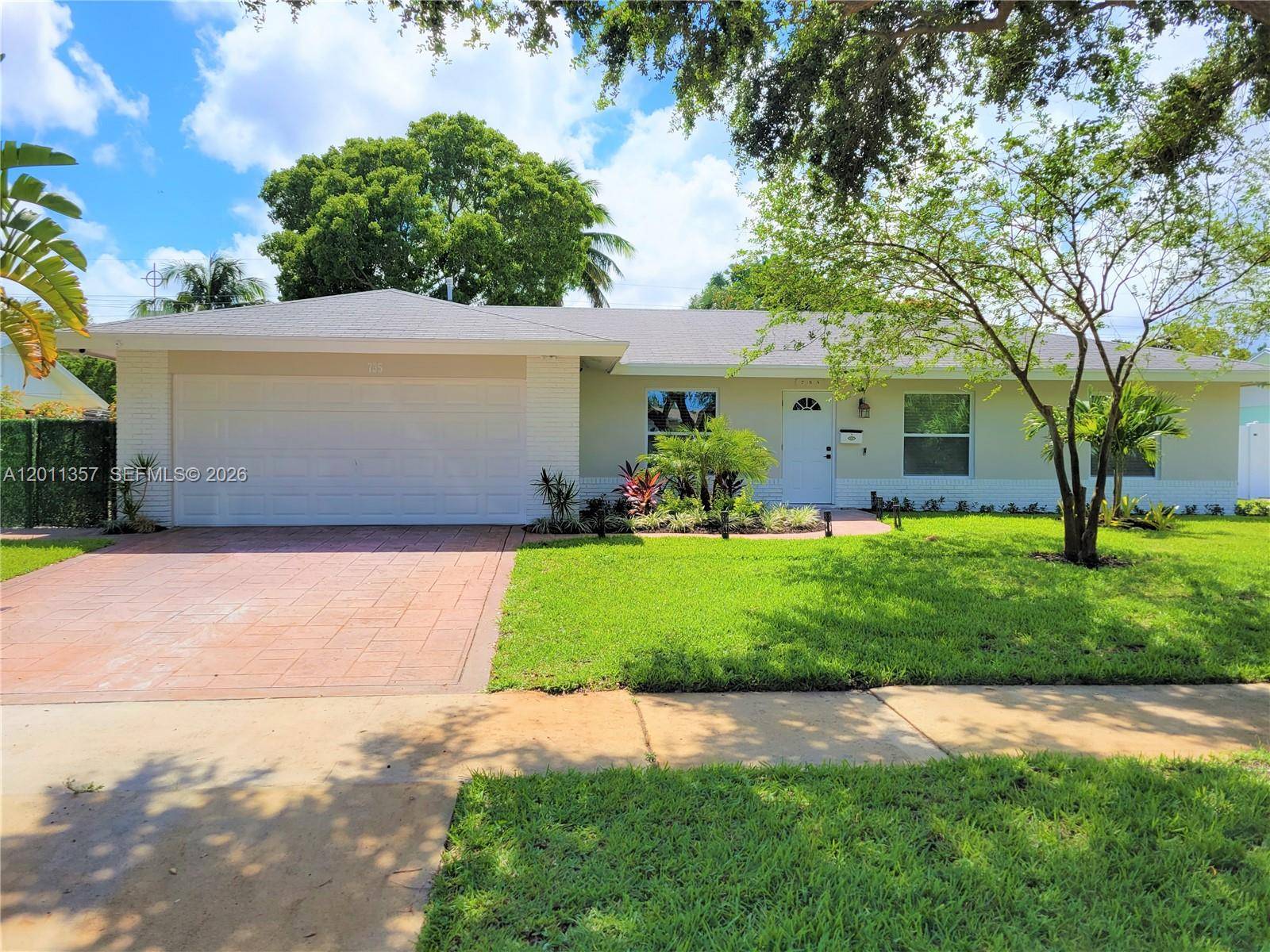 735 Tradewind DrNorth Palm Beach - picture