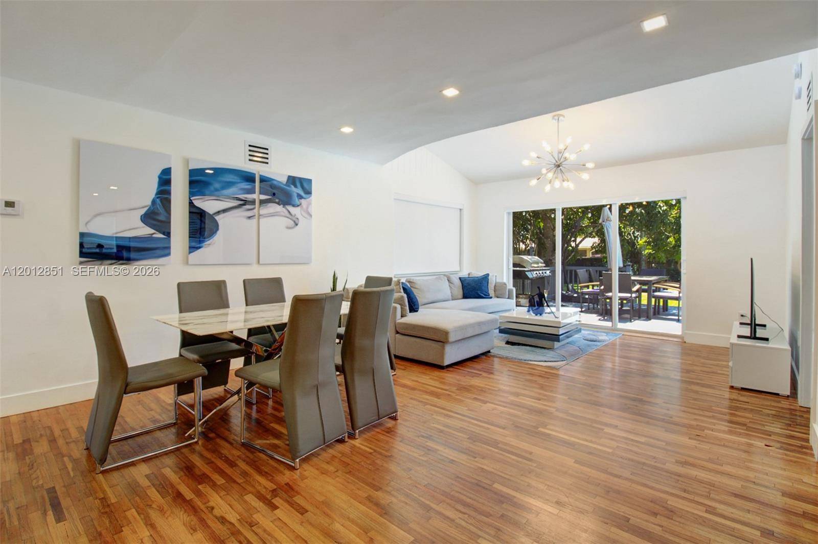 360 NE 116th STMiami - picture