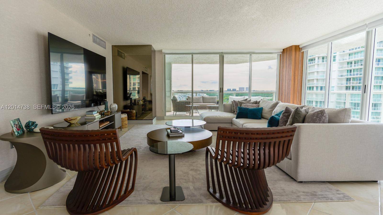 16400 Collins AveSunny Isles Beach - Condo/Co-Op/Annual,Condo condo unit 946 - picture