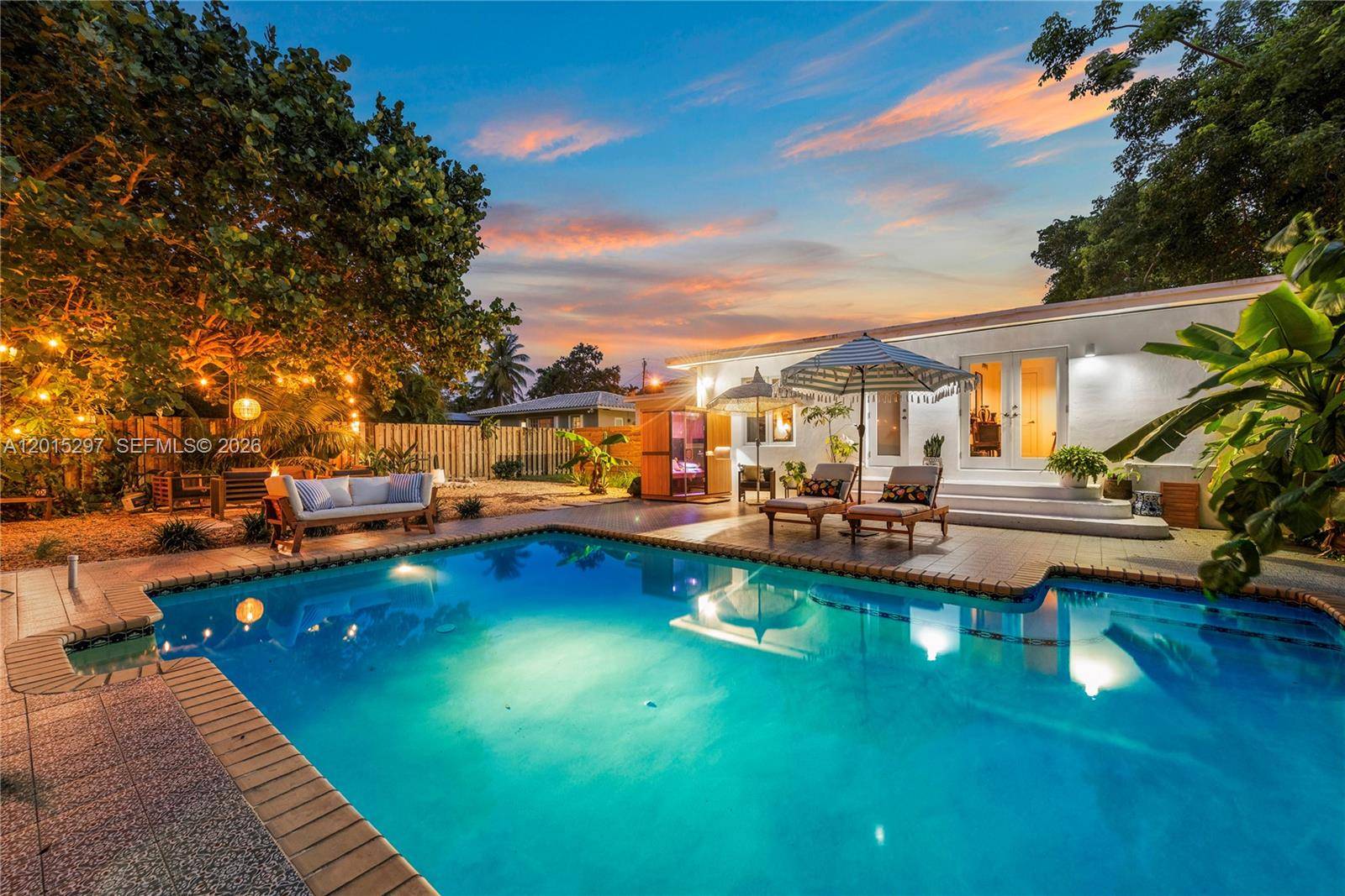 723 NE 112th StBiscayne Park - picture