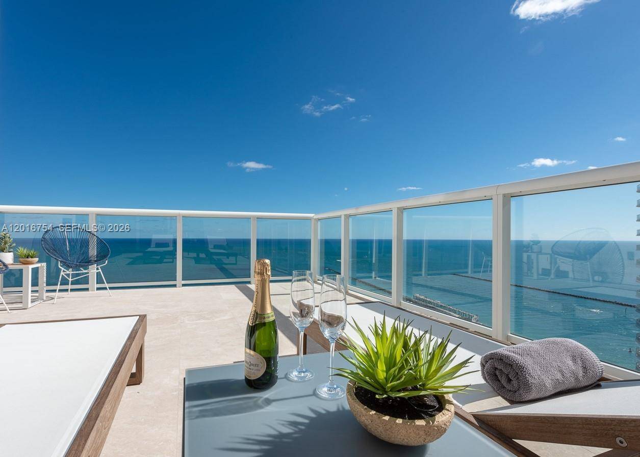 50 S Pointe DrMiami Beach - Condo/Co-Op/Annual,Condo condo unit 3302 - picture