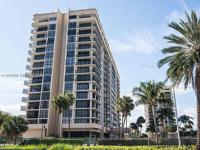 2049 S Ocean DrHallandale Beach - Condo/Co-Op/Annual,Condo condo unit PH1 - picture