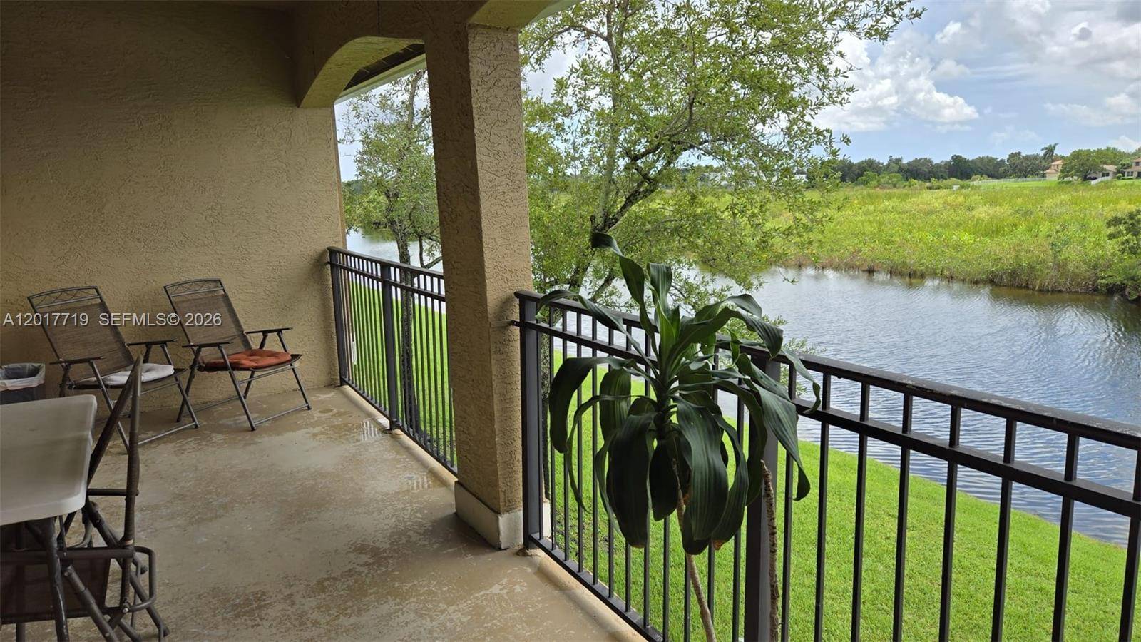 230 SW 117th TerPembroke Pines - Condo/Co-Op/Annual,Condo condo unit 202 - picture