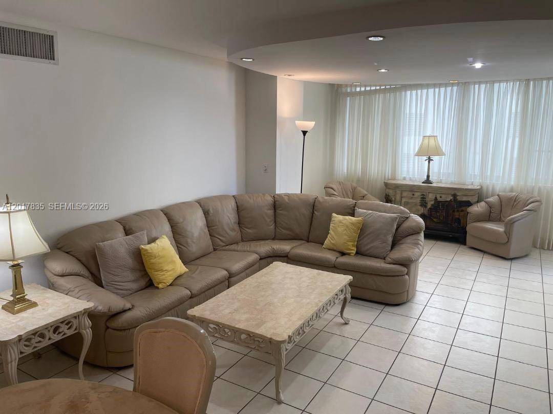 5005 Collins AveMiami Beach - Condo/Co-Op/Annual,Condo condo unit 424 - picture