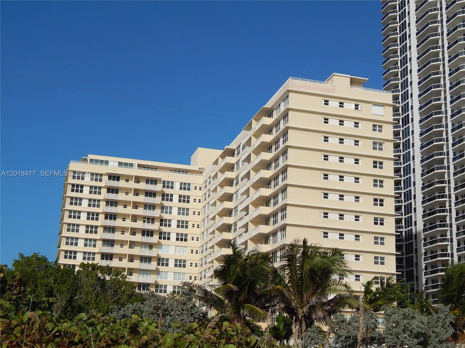 4747 Collins AveMiami Beach - Condo/Co-Op/Annual,Condo condo unit 1102 - picture