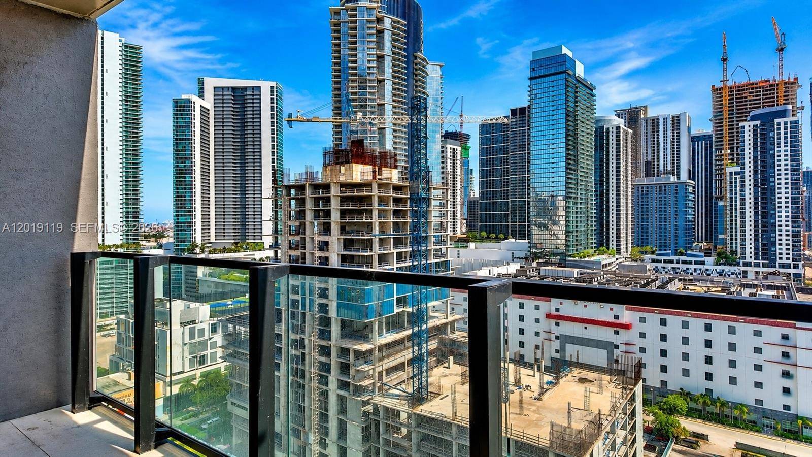 20 NE 11th StMiami - Condo/Co-Op/Annual,Condo condo unit 4406 - picture