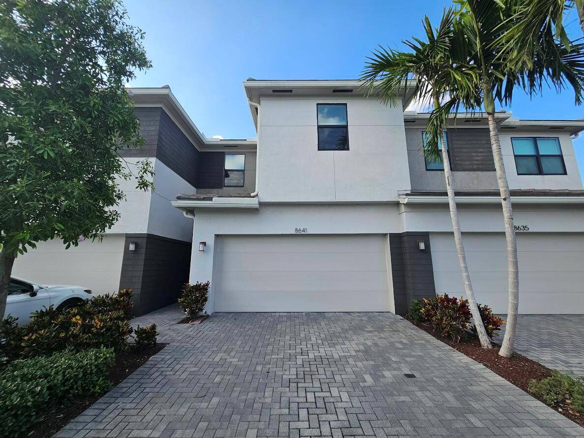 8641 AntarusLake Worth - picture