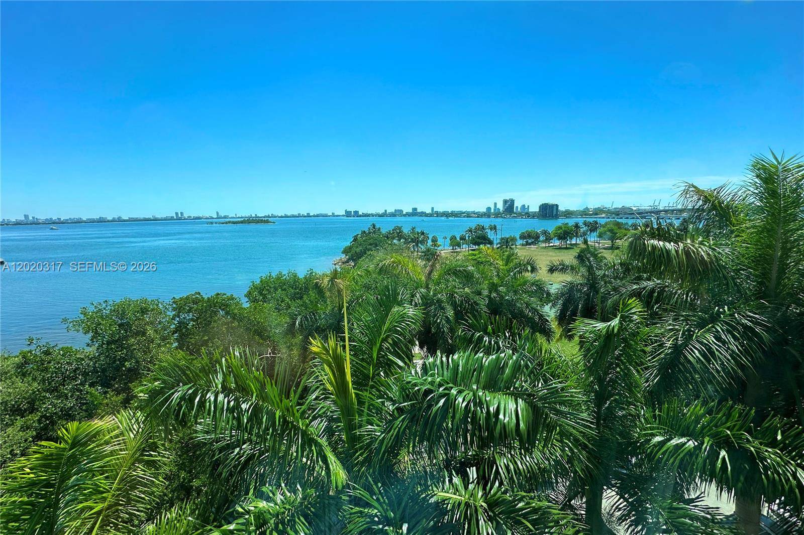 2000 N Bayshore DrMiami - Condo/Co-Op/Annual,Condo condo unit 614 - picture