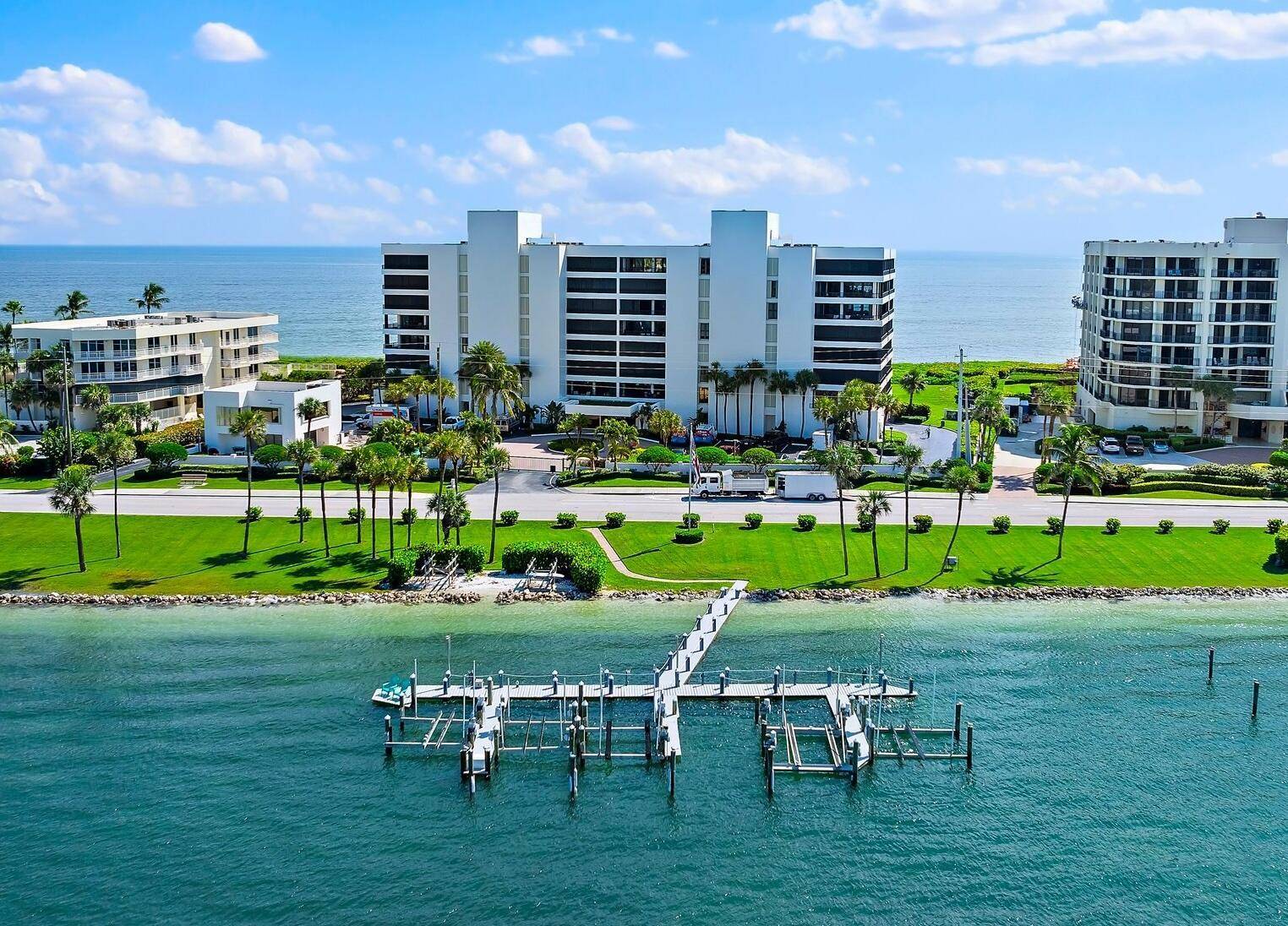 19900 BeachJupiter - Condo condo unit 201 - picture