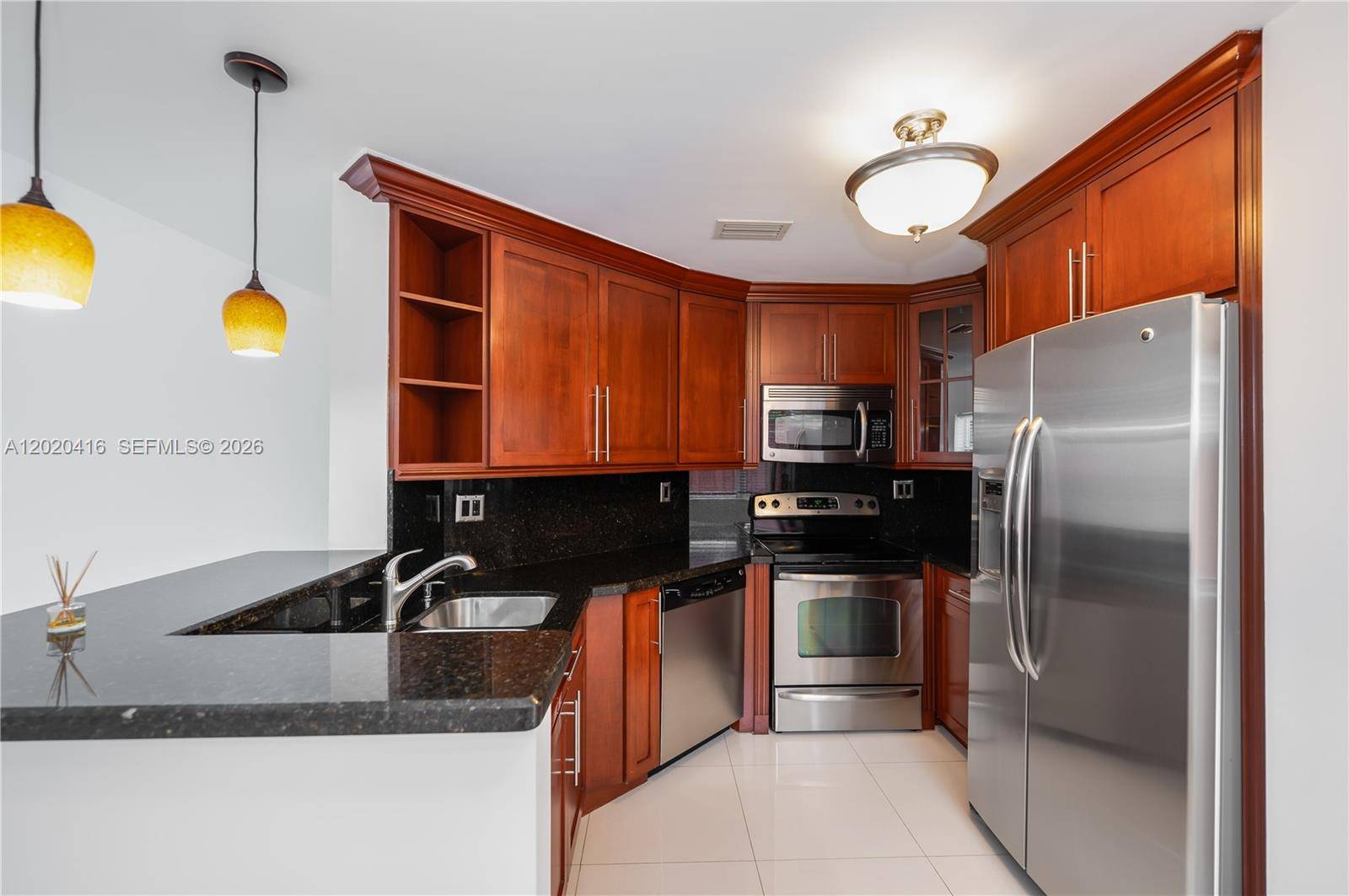 4668 SW 153rd CtMiami - picture