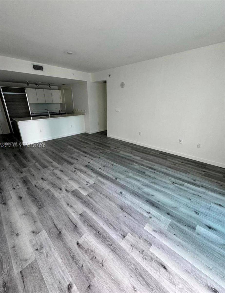 1100 S Miami AveMiami - Condo/Co-Op/Annual,Condo condo unit 2409 - picture