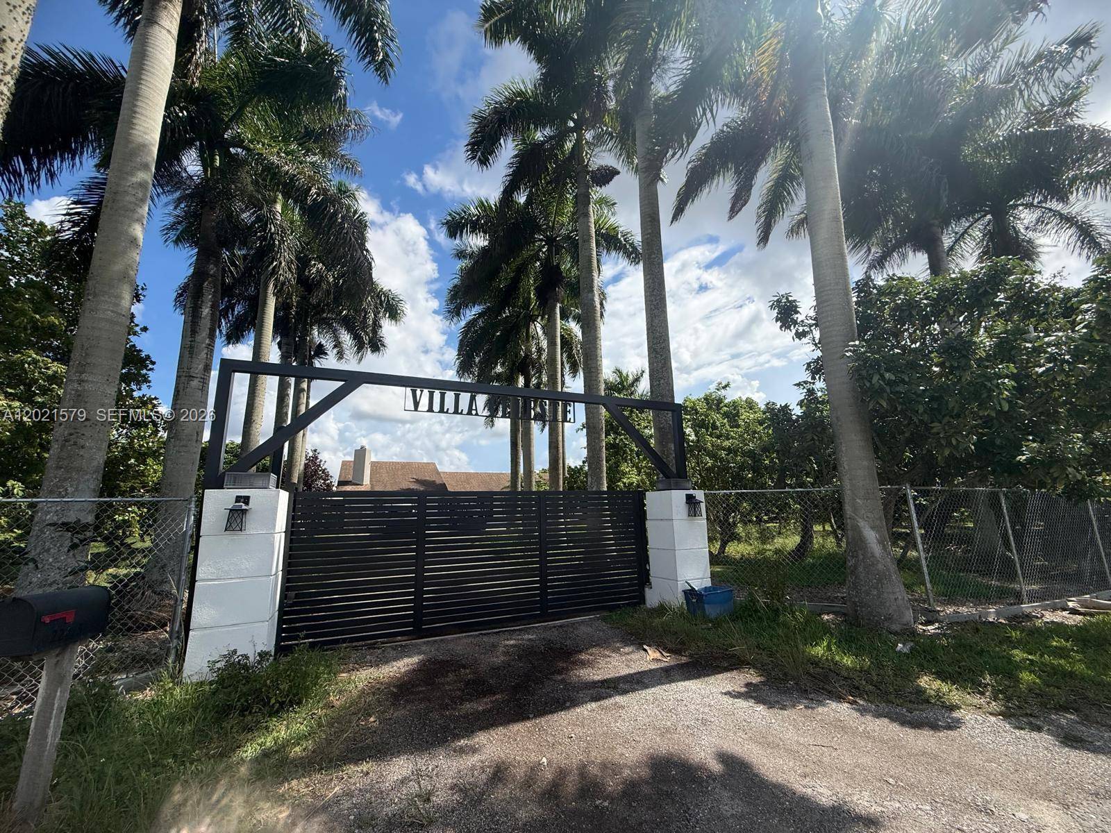 22445 SW 264th StHomestead - picture