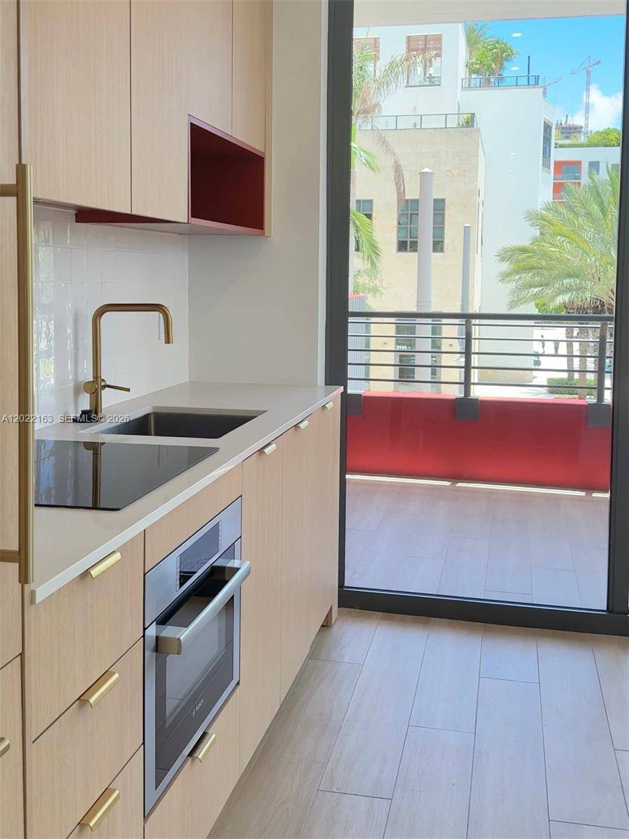 90 NE 32nd StMiami - Condo/Co-Op/Seasonal,Condo condo unit 510 - picture