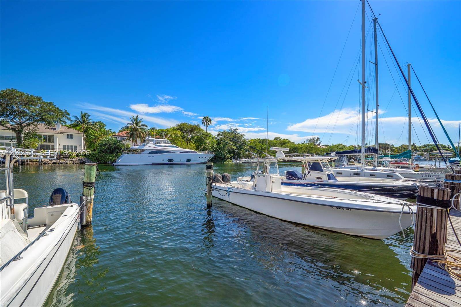 100 Edgewater DrCoral Gables - Condo/Co-Op/Annual,Condo condo unit 329 - picture