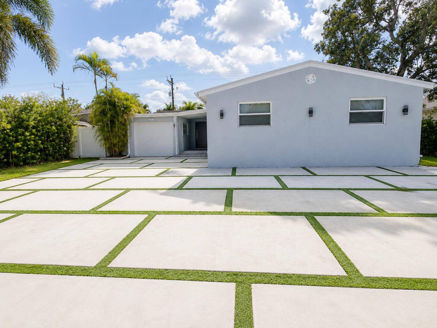 3111 N 66thHollywood - picture