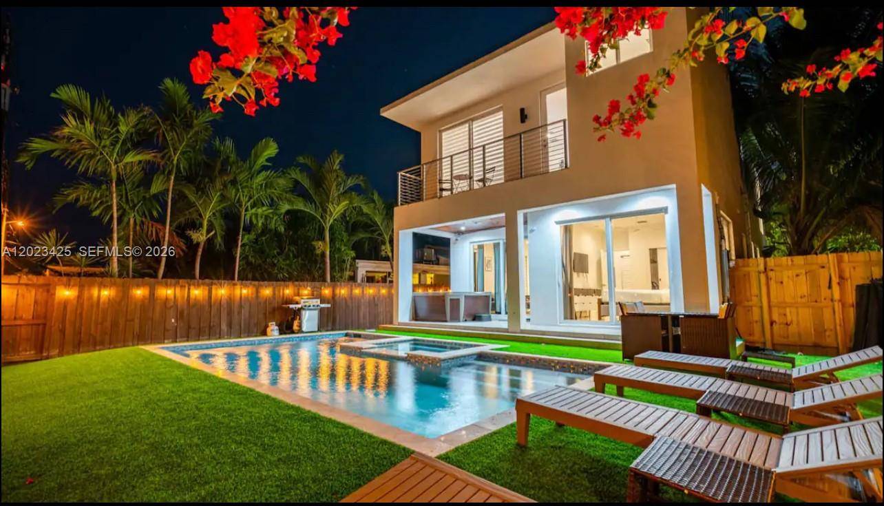 1547 Jackson StHollywood - picture
