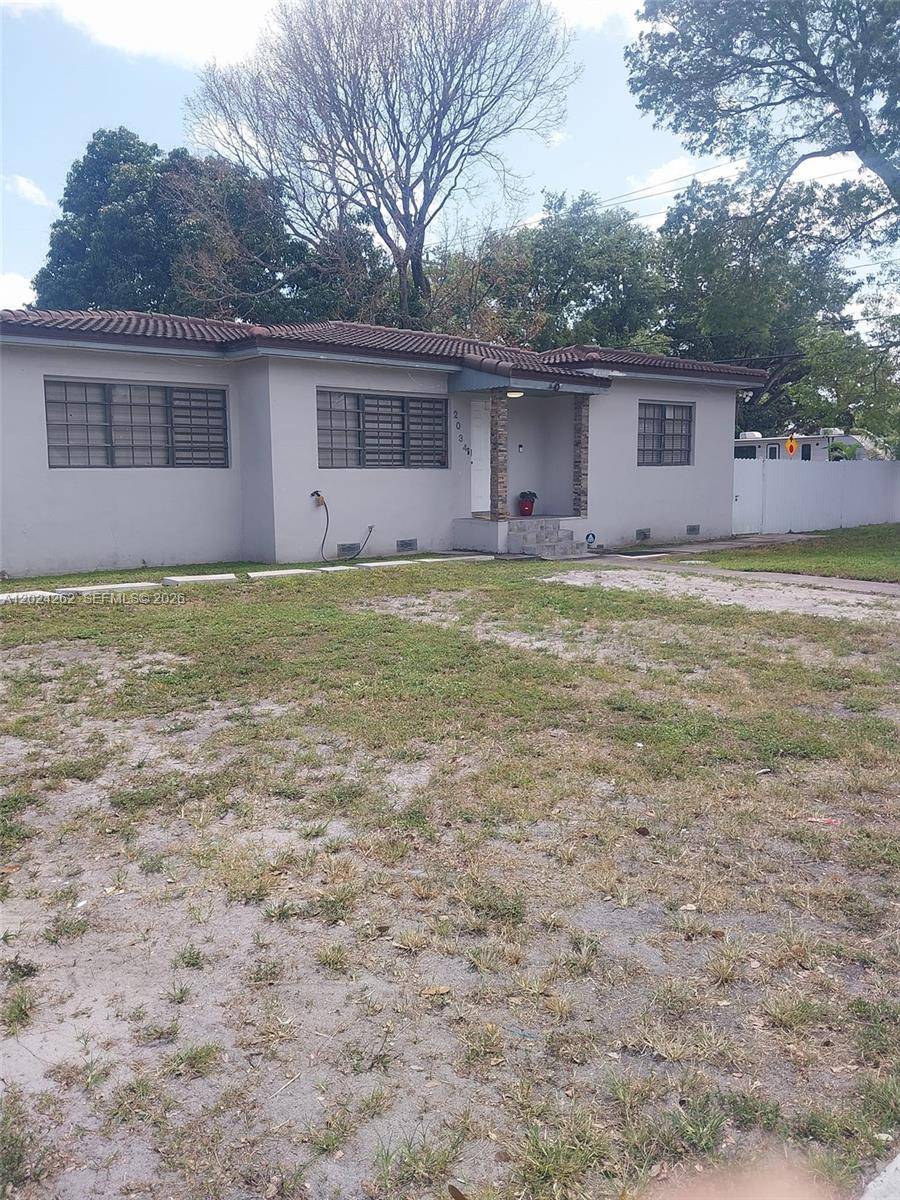 2034 NW 93rd StMiami - picture