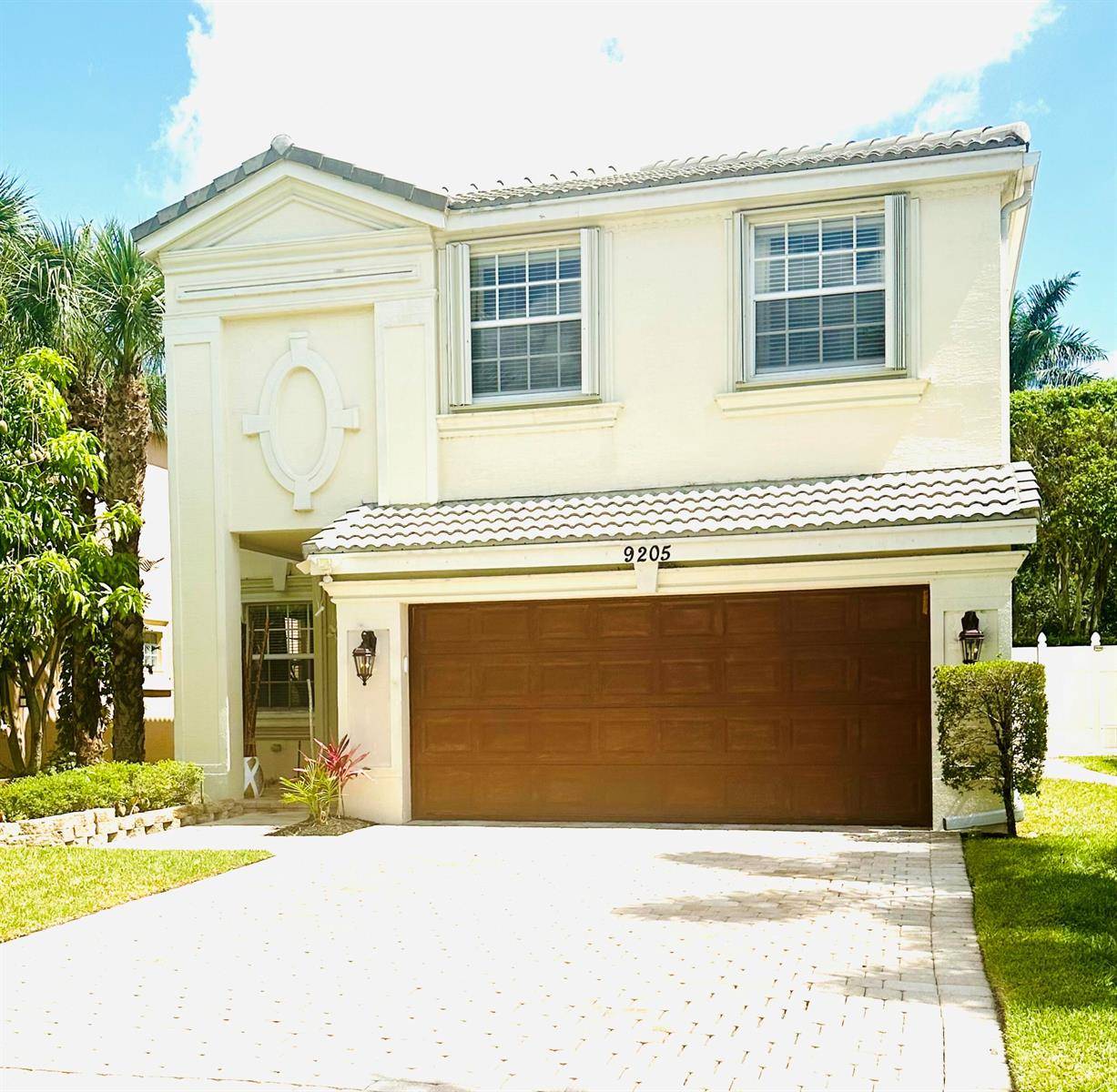 9205 DupontWellington - picture