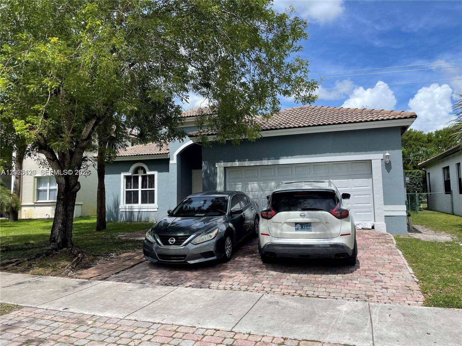 1352 SE 16th AveHomestead - picture