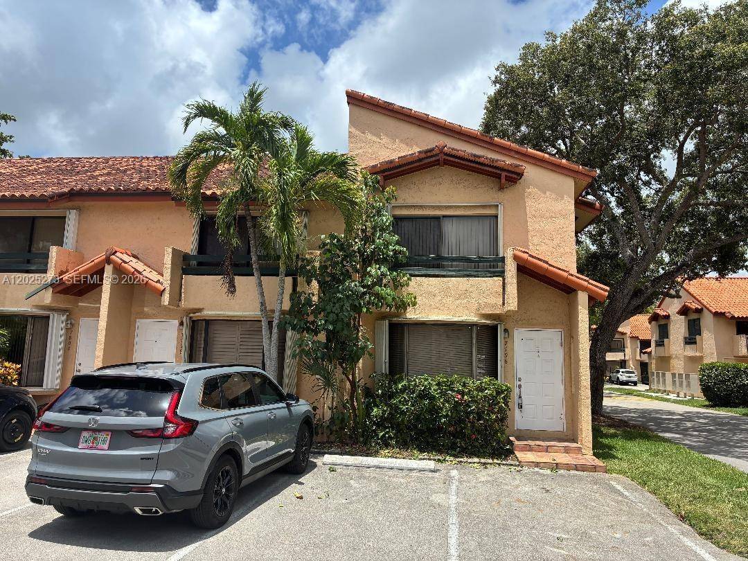 7796 SW 102nd LnMiami - Townhouse/Villa-Annual,Townhouse condo unit 7796 - picture