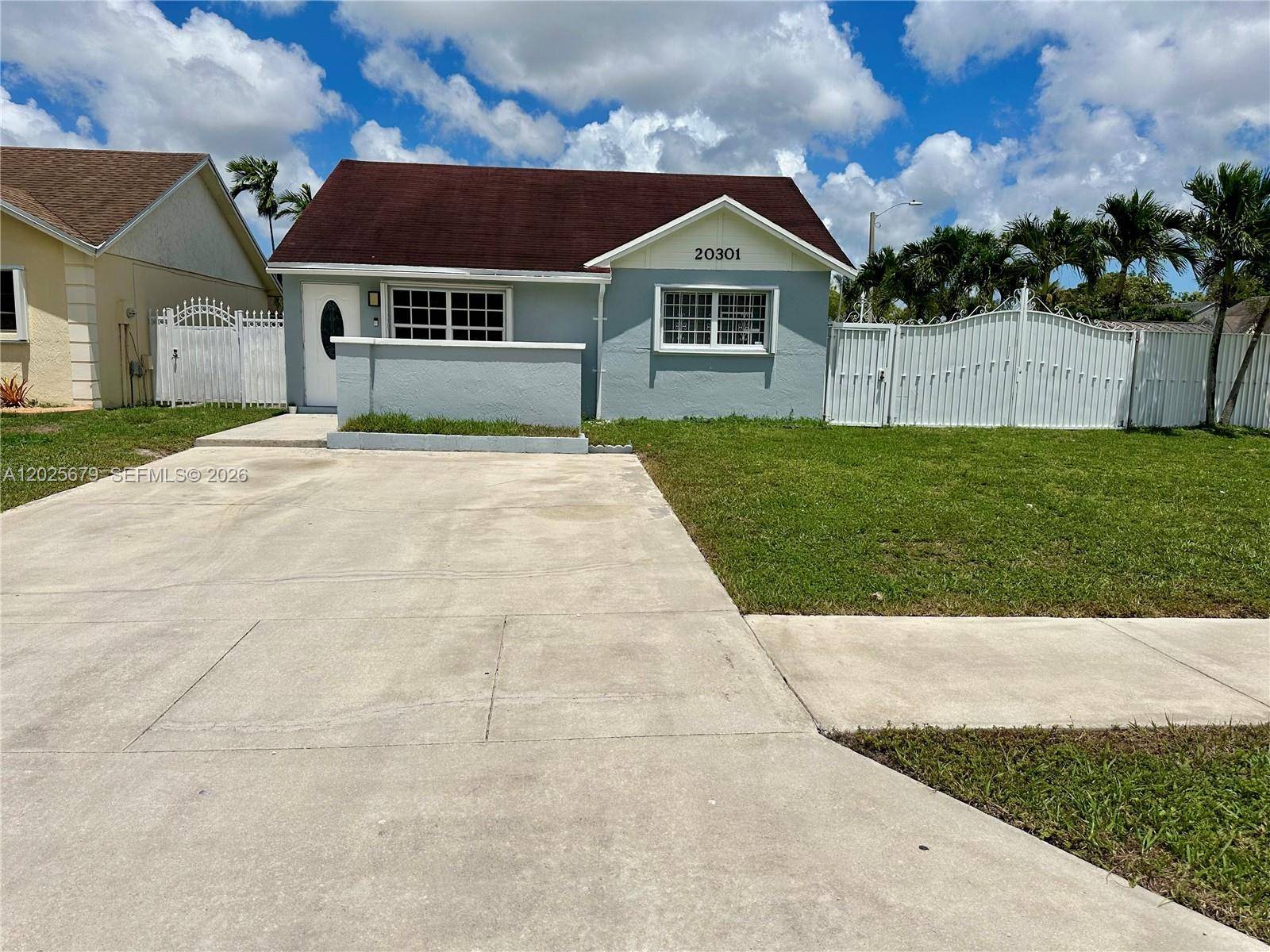 20301 NW 34th AveMiami Gardens - Single Family-Annual,House condo unit 20301 - picture