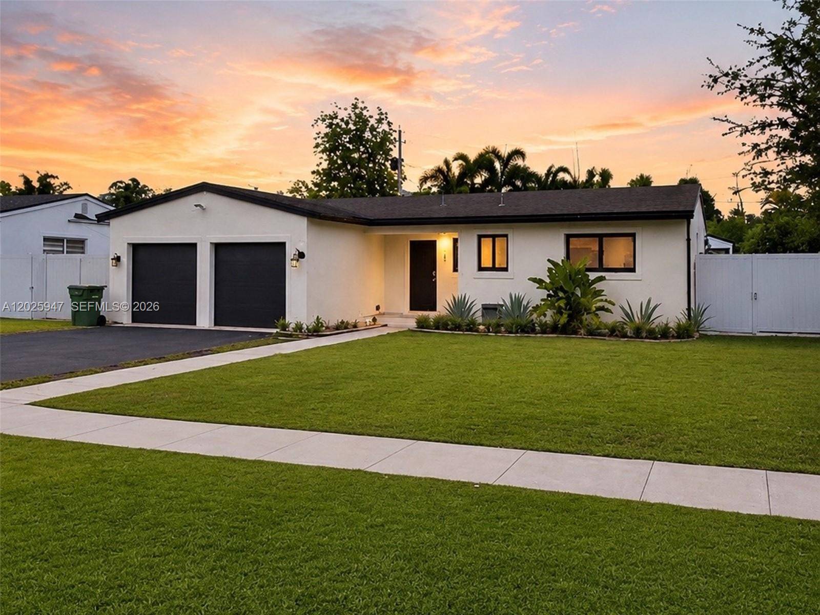 901 NW 9th CtHomestead - picture