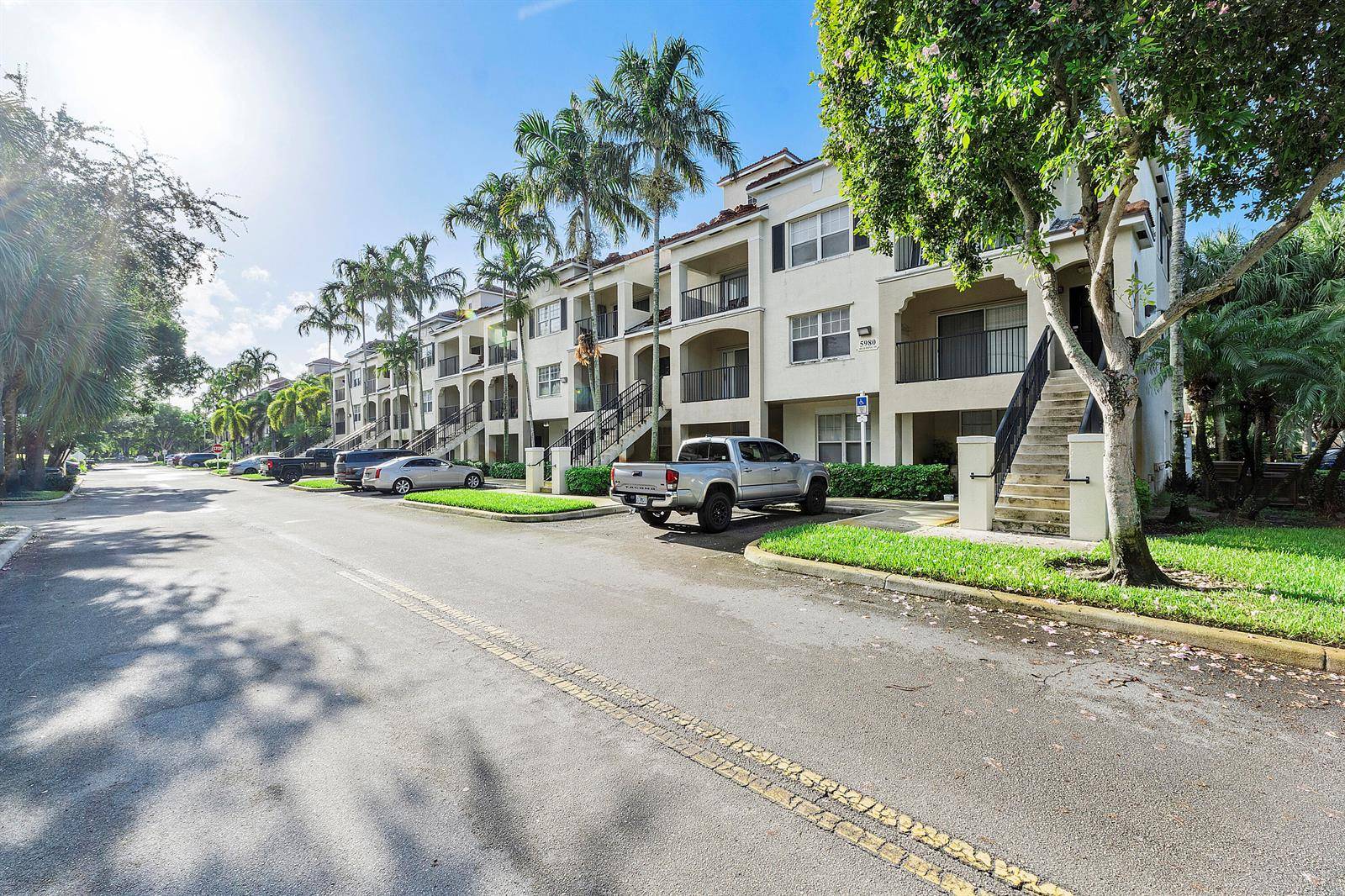 5980 W SampleCoral Springs - Condo condo unit 104 - picture