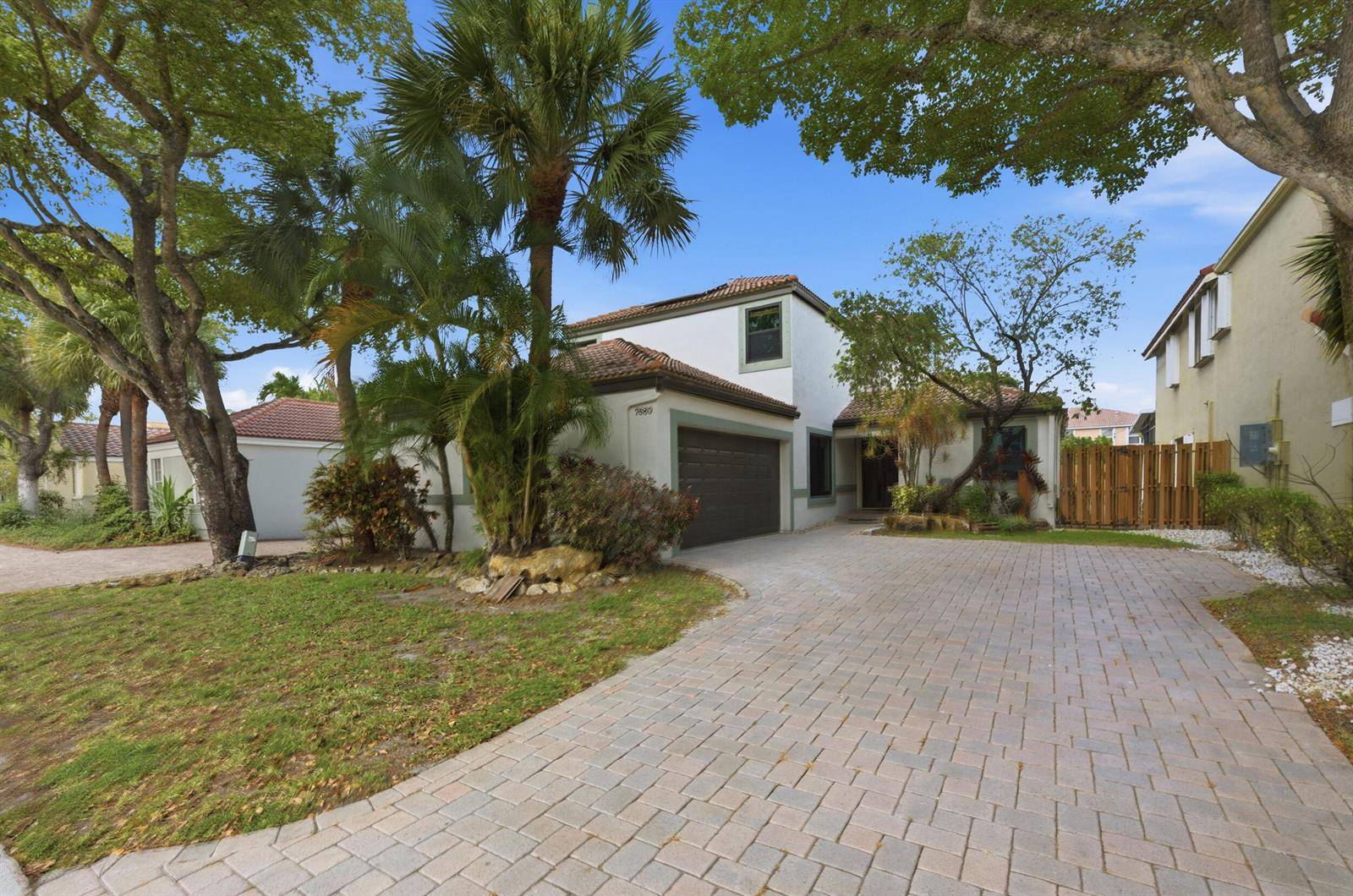 7680 NW 61stParkland - picture
