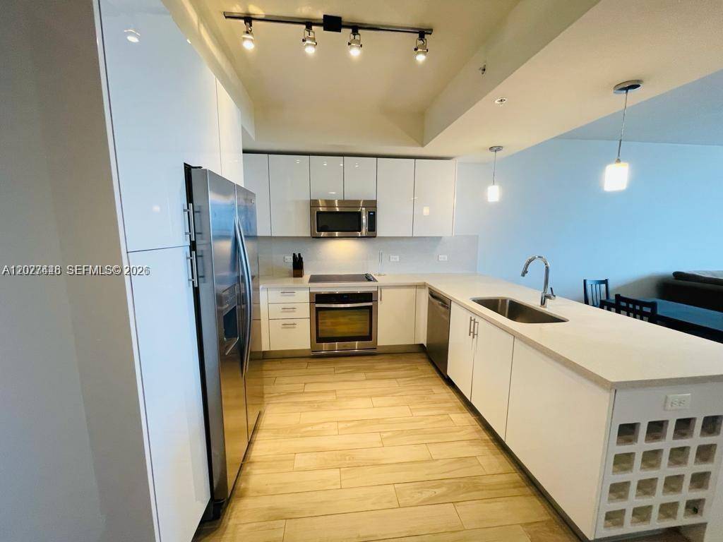 999 SW 1st AveMiami - Condo/Co-Op/Annual,Condo condo unit 2613 - picture