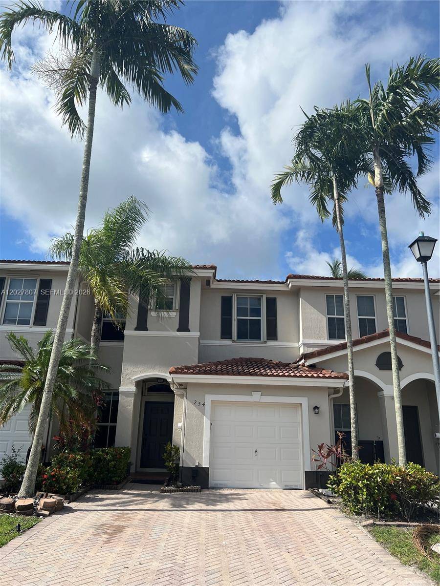 254 Riverwalk CirSunrise - Townhouse/Villa-Annual,Townhouse condo unit 254 - picture