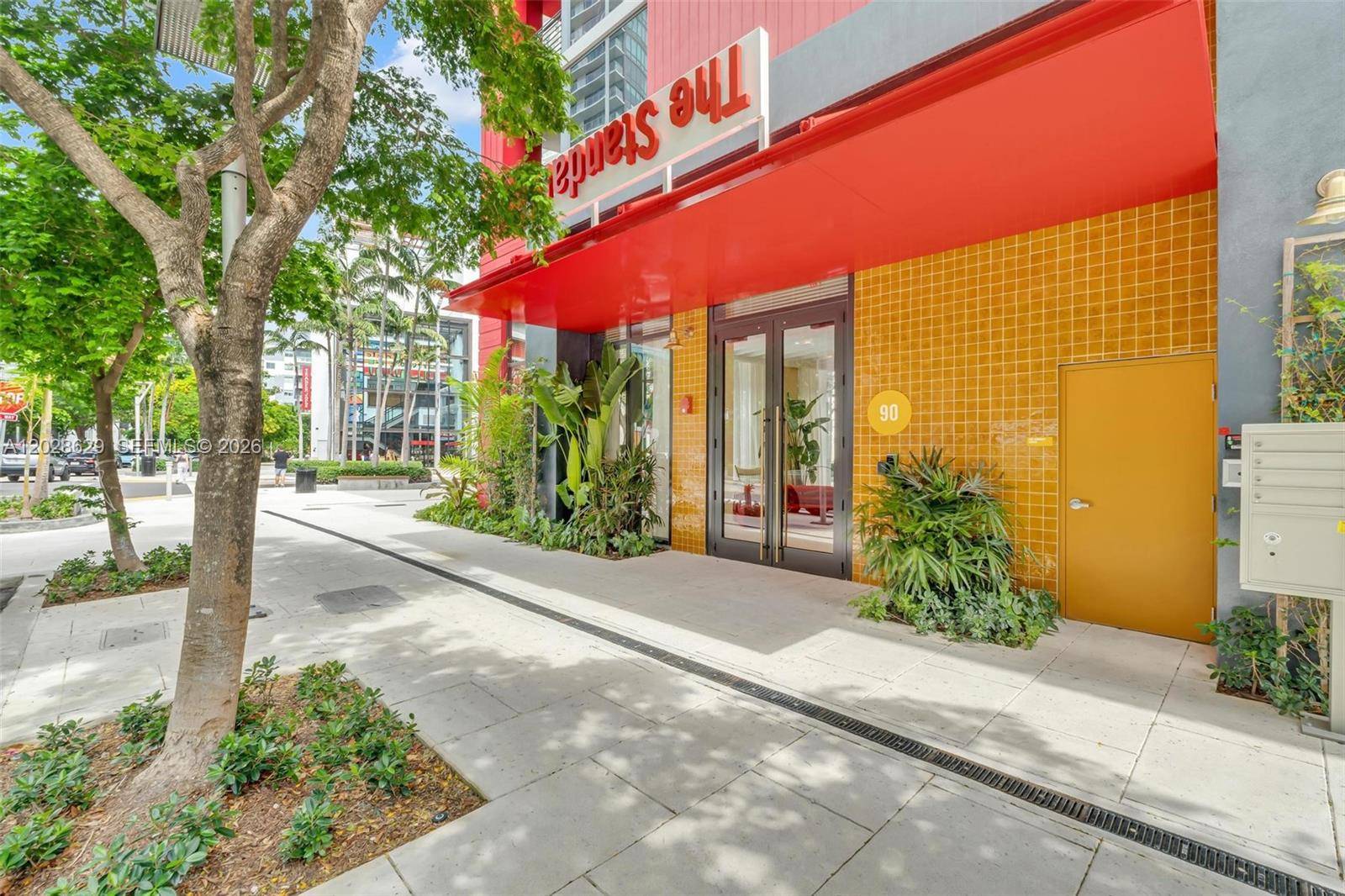 90 32nd STMiami - Condo/Co-Op/Seasonal,Apartment condo unit 909 - picture