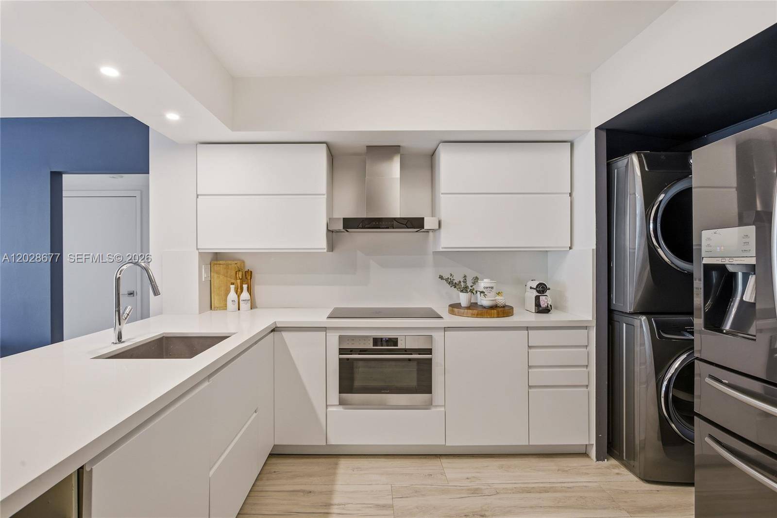 31 SE 5th StMiami - Condo/Co-Op/Annual,Condo condo unit 2410 - picture