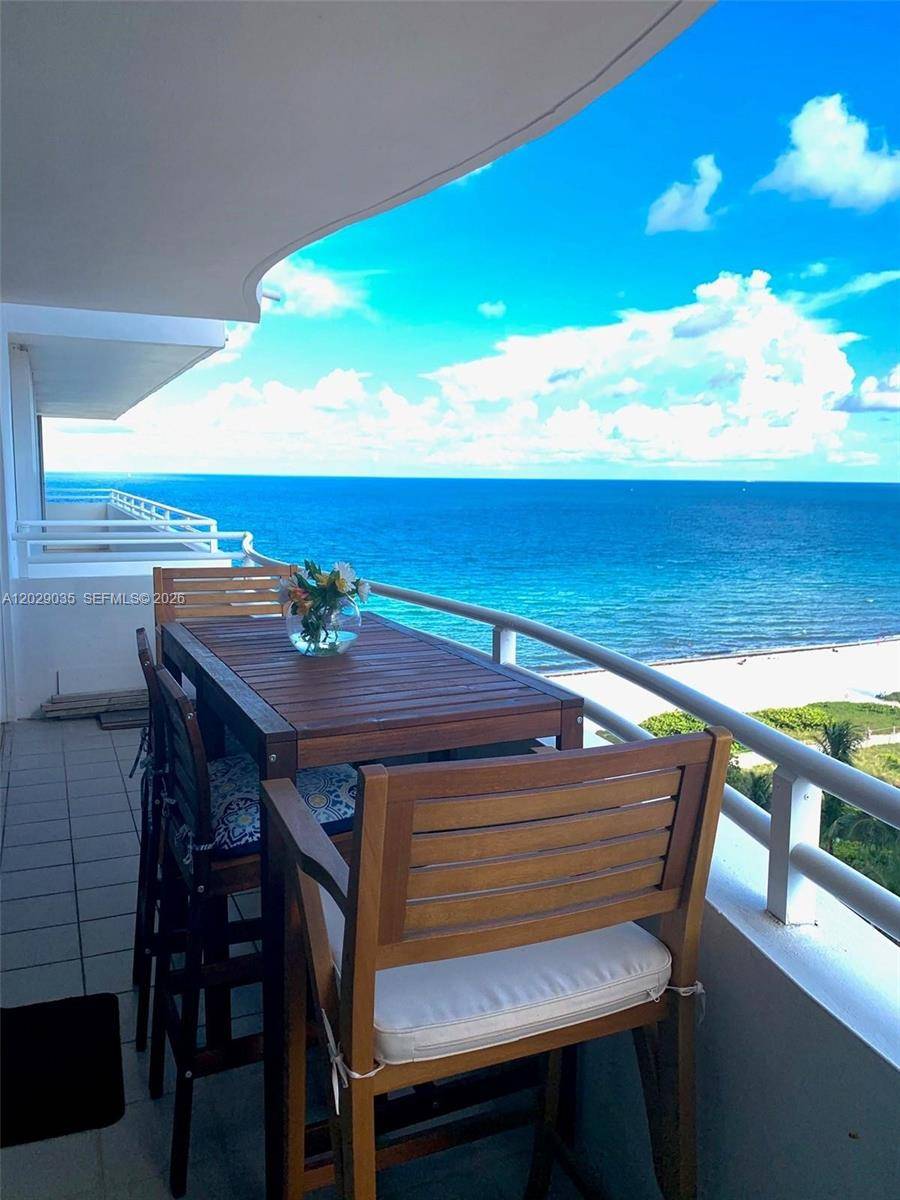 8911 Collins AveSurfside - Condo/Co-Op/Annual,Condo condo unit 1104 - picture