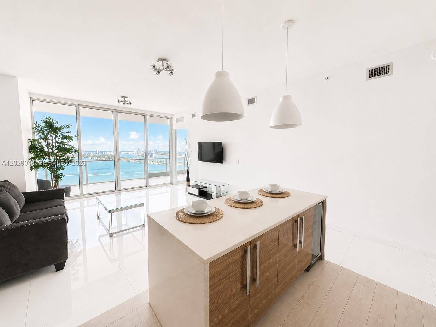 2020 N Bayshore DrMiami - Condo/Co-Op/Annual,Condo condo unit 2909 - picture