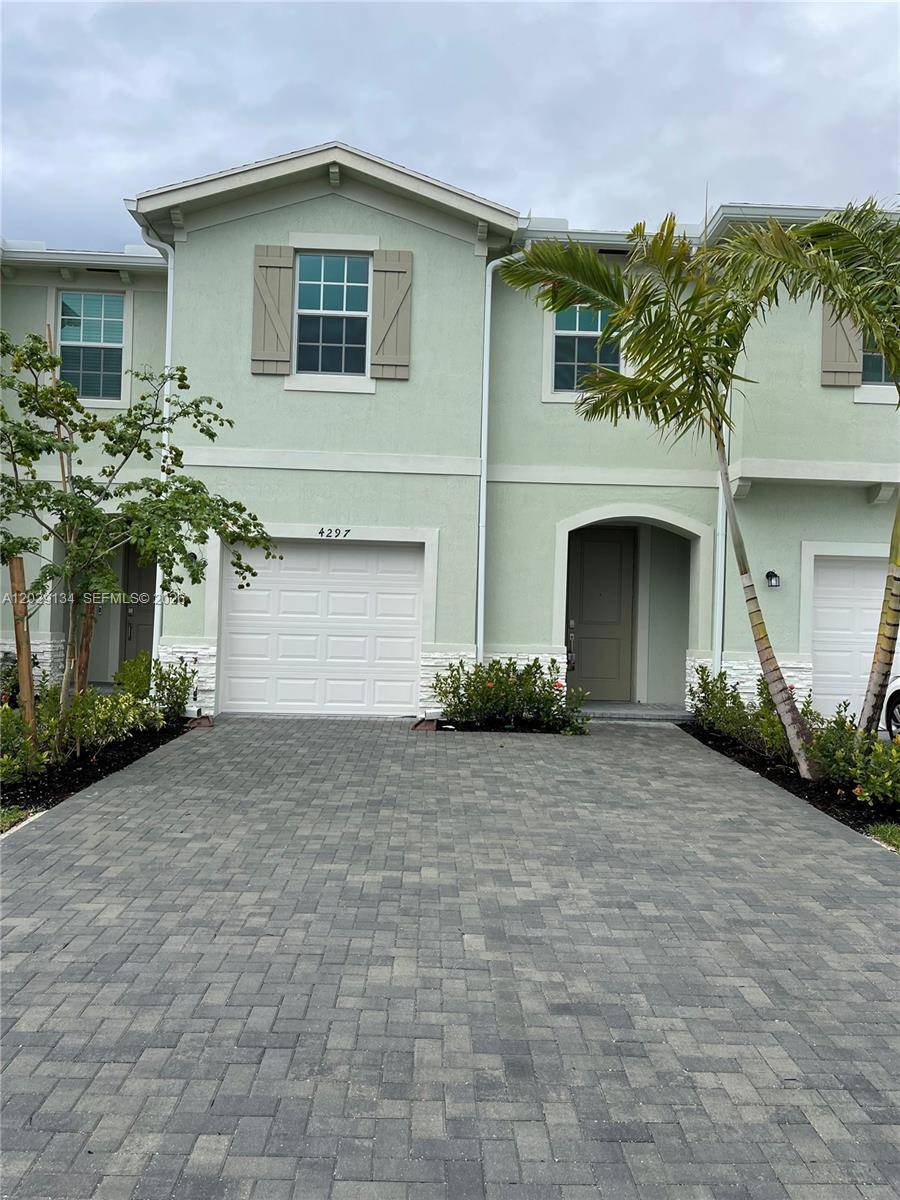 4297 Hammock Grove DrLake Worth - Townhouse/Villa-Annual,Townhouse condo unit 4297 - picture